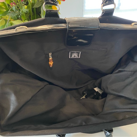 Weekender by Toss Designs - Picture 3 of 3